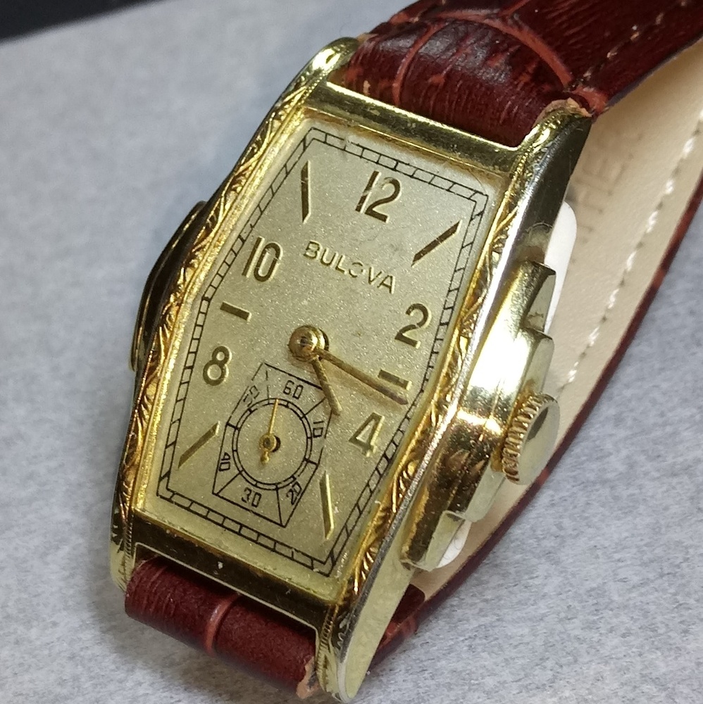 Mens, 1940 Bulova Art Deco, Keeps Excellent Time!